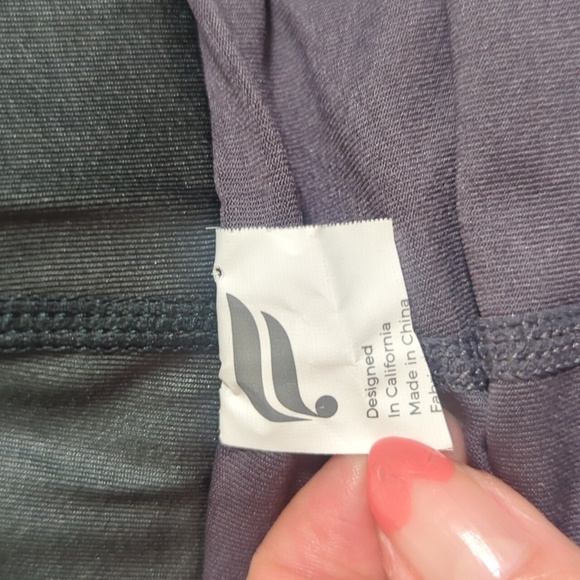 Fabletics Olesia Shine Short, Color Everglade Shine/Iron Size S - Picture 16 of 16